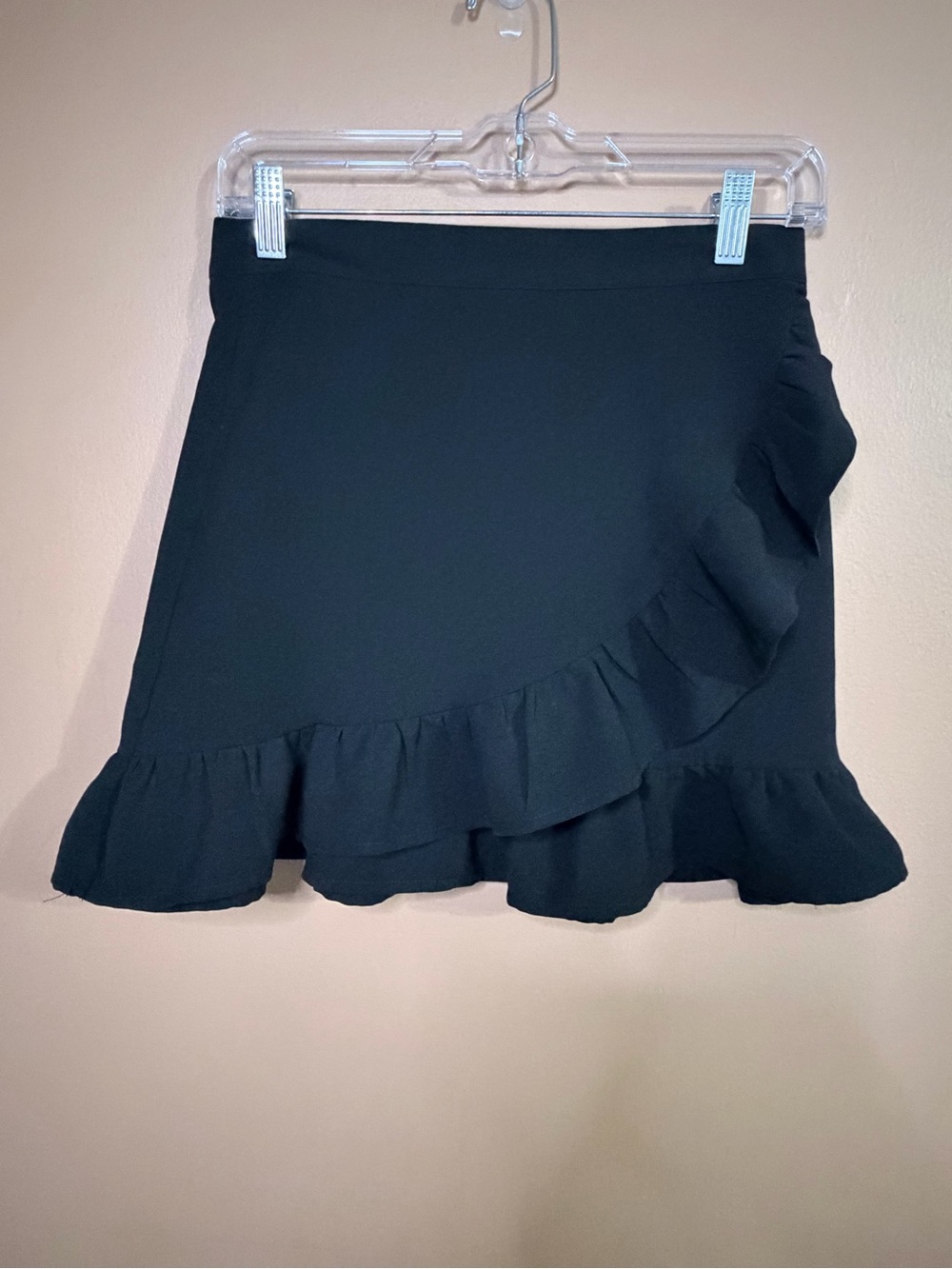 Women's Black Ruffle Trim Mini Skirt